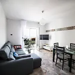 Pacifico Bed and Breakfast 4*