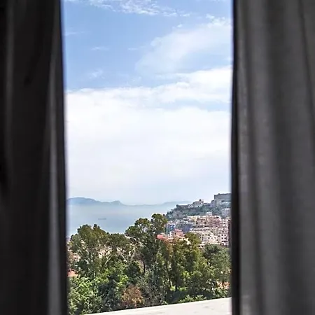 Pacifico Bed & Breakfast 4*