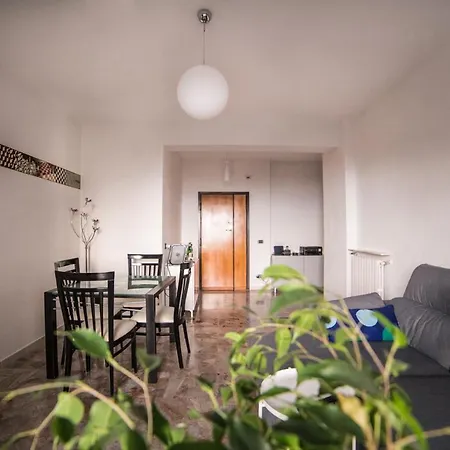Pacifico Bed & Breakfast *